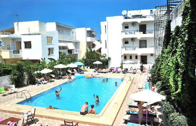 Santa Marina Hotel Apartments คอสทาวน์ ภายนอก รูปภาพ