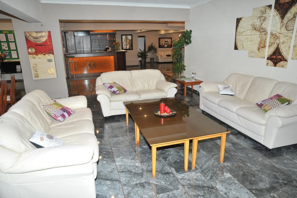 Santa Marina Hotel Apartments คอสทาวน์ ภายนอก รูปภาพ