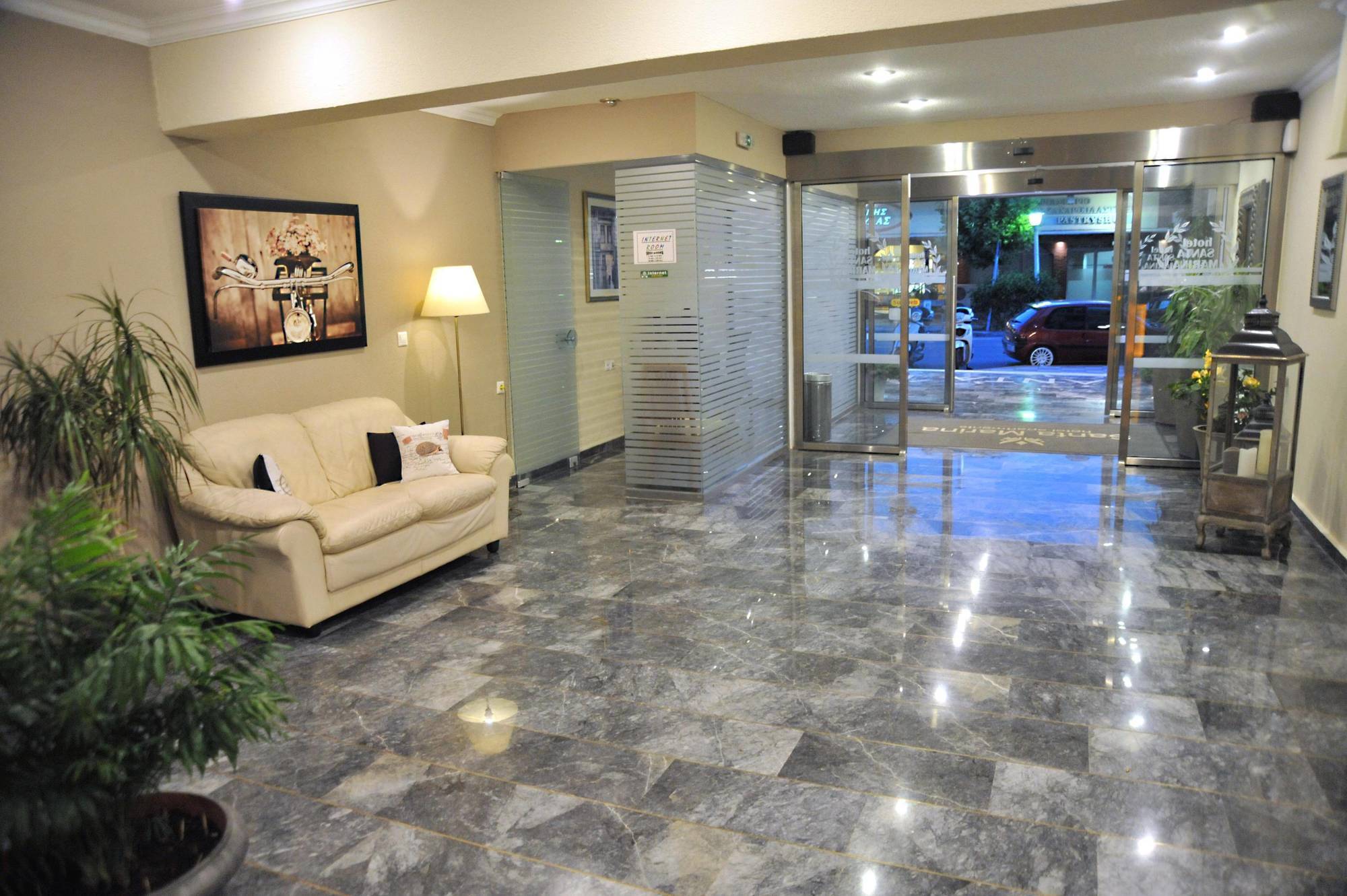 Santa Marina Hotel Apartments คอสทาวน์ ภายนอก รูปภาพ